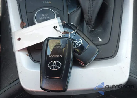 2024 Toyota Rav4 Hybrid Xle Premium from USA, damaged, VIN 2T3B6RFVIRW069352